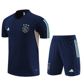 Training short Ajax